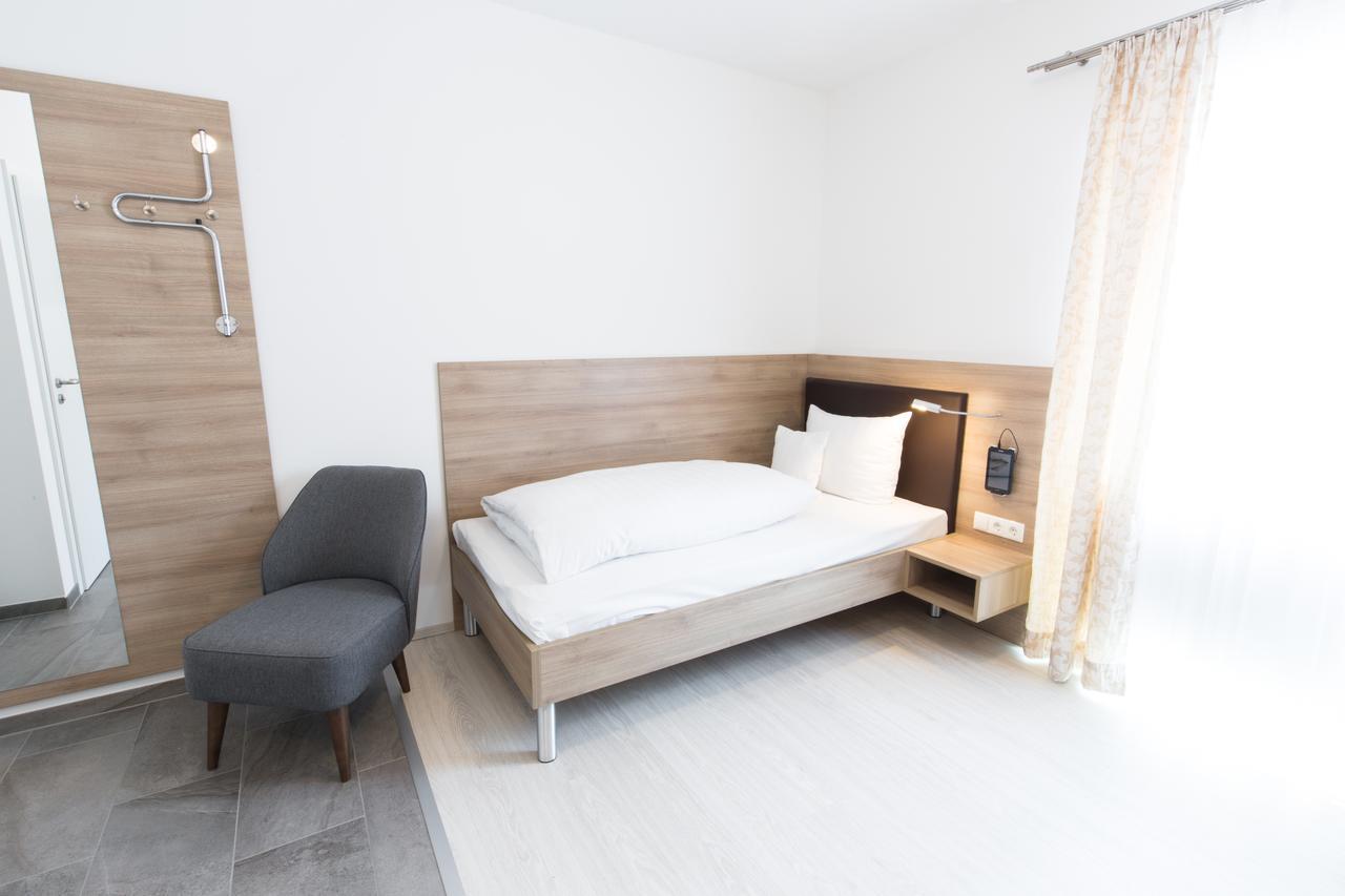 Aparthotel Othello Dingolfing Εξωτερικό φωτογραφία