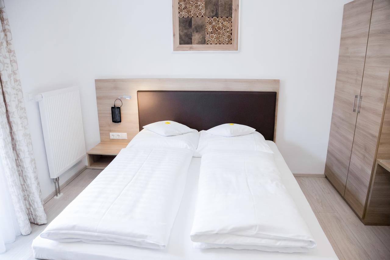 Aparthotel Othello Dingolfing Εξωτερικό φωτογραφία